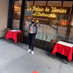 Meet your Posher, Hilda